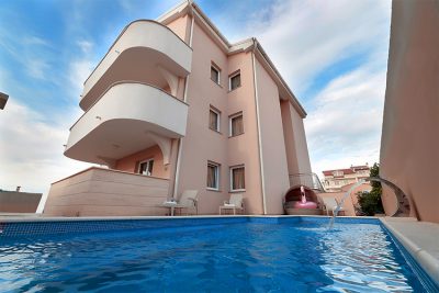 alloggio-poolhouse-1