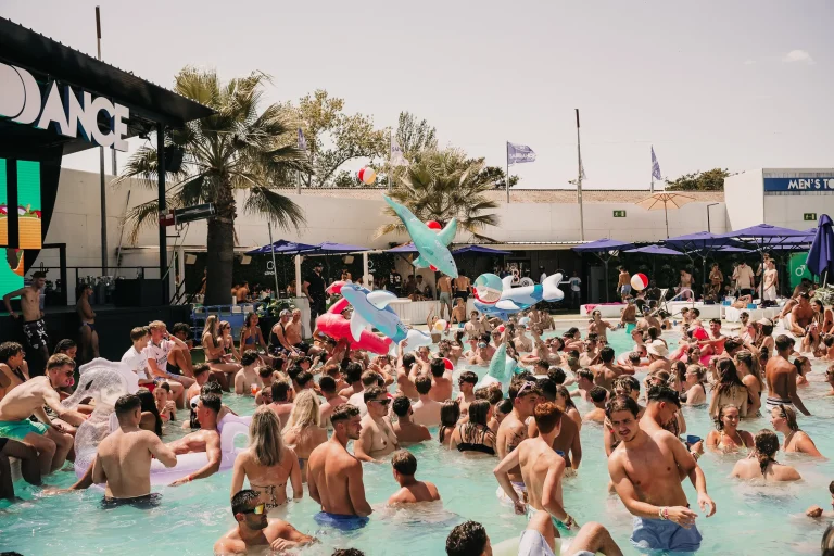 lemonade-partytrip-viaggievento-a-lloret-12-sr24