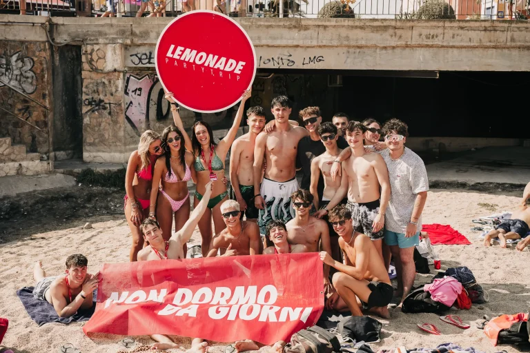 lemonade-partytrip-viaggievento-a-lloret-7-sr24