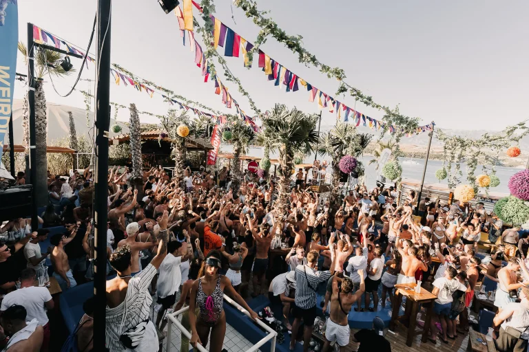 lemonade-partytrip-viaggievento-a-pag-47-sr24