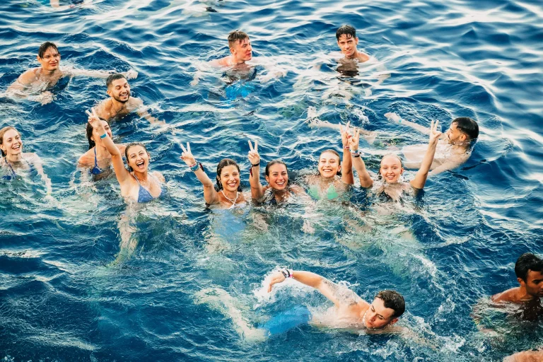 lemonade-partytrip-viaggievento-a-zante-19-sr24